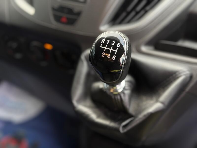 FORD TRANSIT CUSTOM