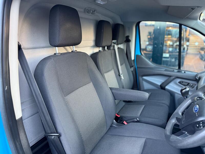 FORD TRANSIT CUSTOM