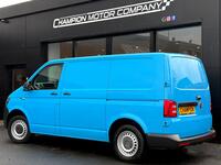 VOLKSWAGEN TRANSPORTER