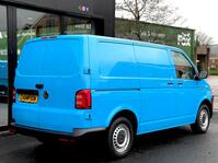 VOLKSWAGEN TRANSPORTER