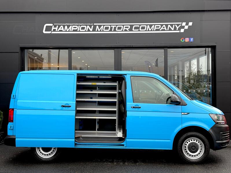 VOLKSWAGEN TRANSPORTER