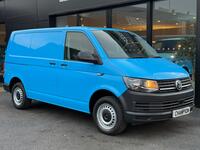 VOLKSWAGEN TRANSPORTER