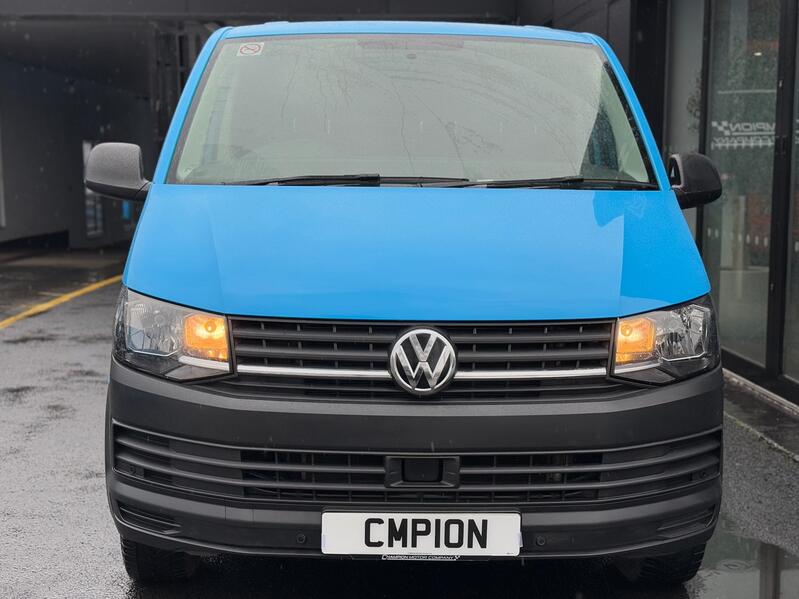 VOLKSWAGEN TRANSPORTER