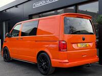 VOLKSWAGEN TRANSPORTER