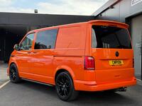 VOLKSWAGEN TRANSPORTER
