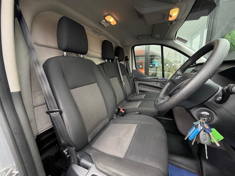 FORD TRANSIT CUSTOM