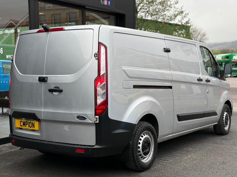 FORD TRANSIT CUSTOM