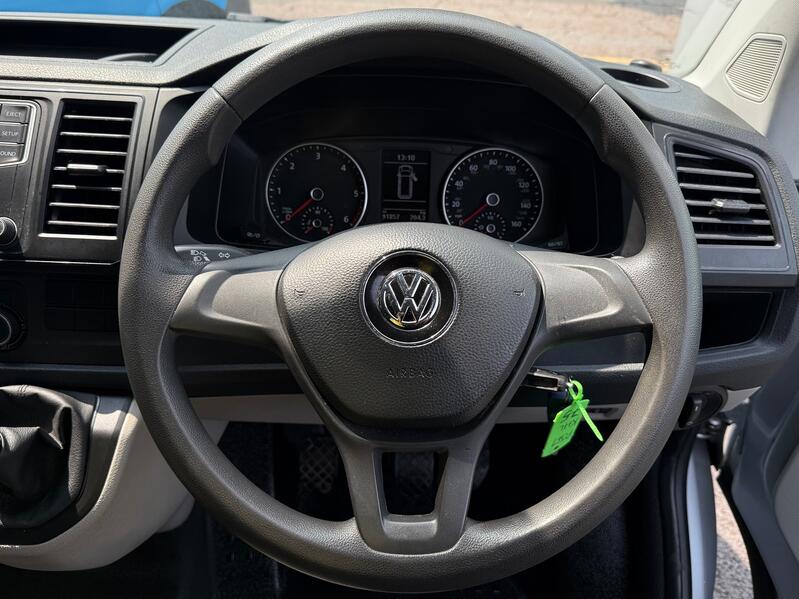 VOLKSWAGEN TRANSPORTER