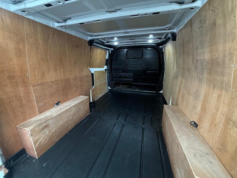 FORD TRANSIT CUSTOM