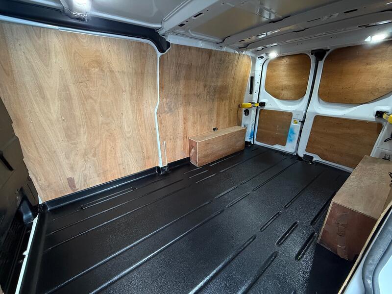 FORD TRANSIT CUSTOM