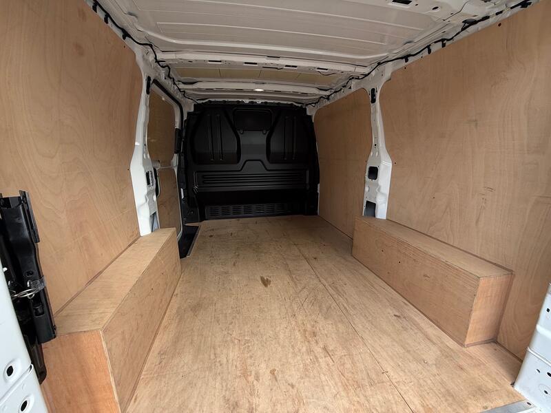 FORD TRANSIT CUSTOM